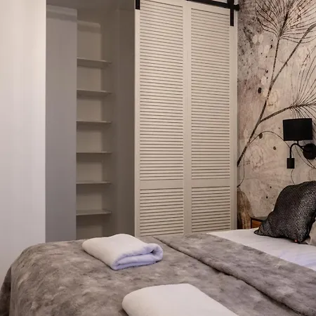 Stylish With Balcony&garage Mokotów Apartament